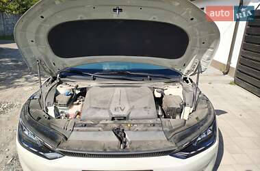 Внедорожник / Кроссовер Kia EV6 2023 в 
