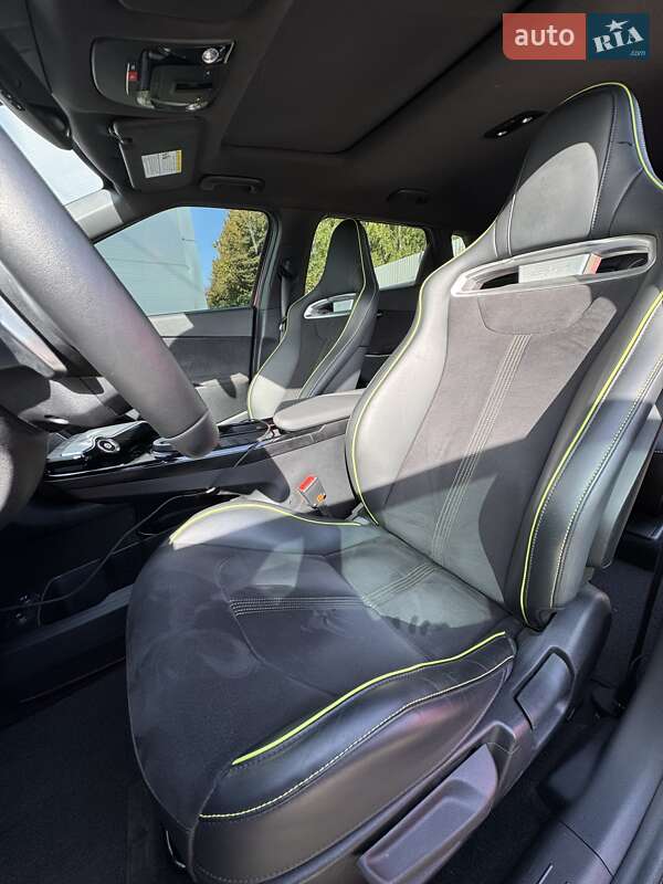Внедорожник / Кроссовер Kia EV6 2022 в Киеве
