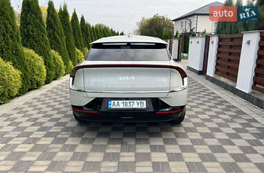 Внедорожник / Кроссовер Kia EV6 2022 в 