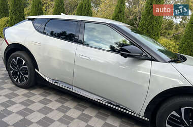 Внедорожник / Кроссовер Kia EV6 2022 в 