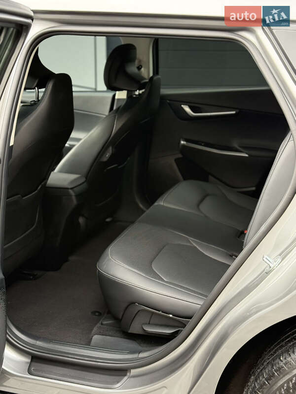 Внедорожник / Кроссовер Kia EV6 2024 в Ровно