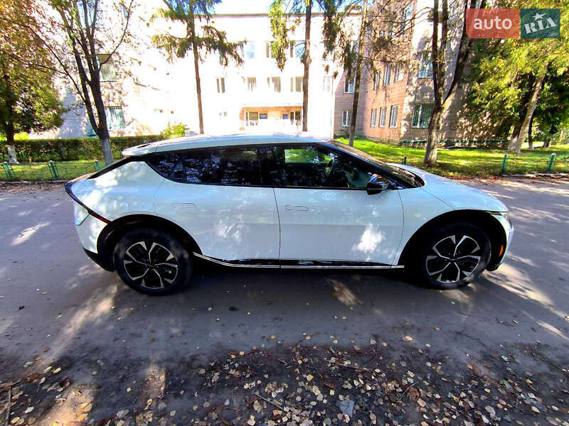 Позашляховик / Кросовер Kia EV6 2023 в Рівному фото 2 Позашляховик / Кросовер Kia EV6 2023 в Рівному