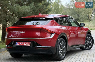 Позашляховик / Кросовер Kia EV6 2022 в  фото 18 Позашляховик / Кросовер Kia EV6 2022 в