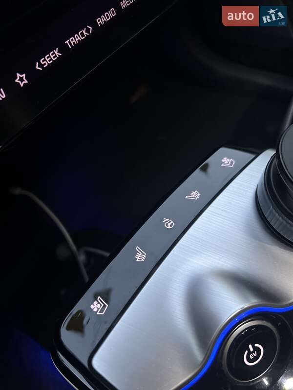 Позашляховик / Кросовер Kia EV6 2023 в Дніпрі фото 8 Позашляховик / Кросовер Kia EV6 2023 в Дніпрі