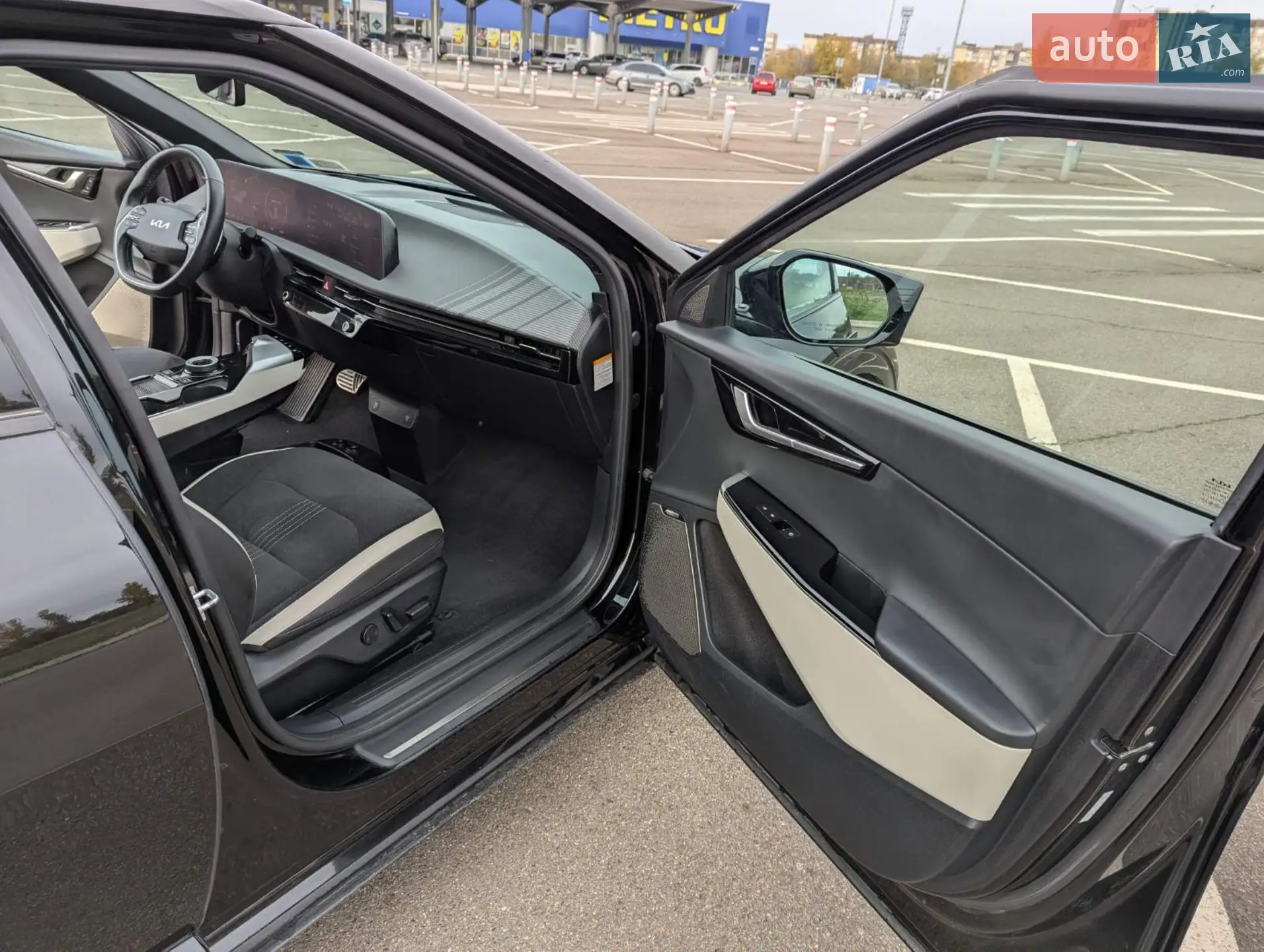 2022 Kia EV6 - мініатюра 7