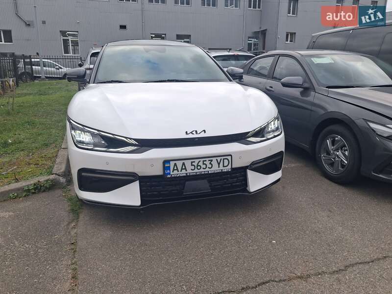 Внедорожник / Кроссовер Kia EV6 2022 в Киеве