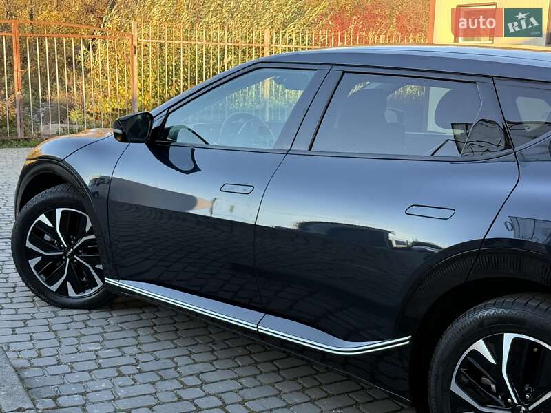 Внедорожник / Кроссовер Kia EV6 2023 в Дрогобыче