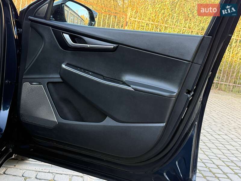 Внедорожник / Кроссовер Kia EV6 2023 в Дрогобыче