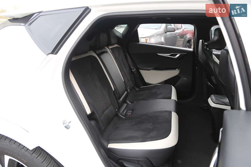 Позашляховик / Кросовер Kia EV6 2021 в Києві