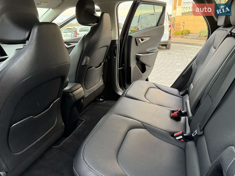 Внедорожник / Кроссовер Kia EV6 2022 в Дрогобыче