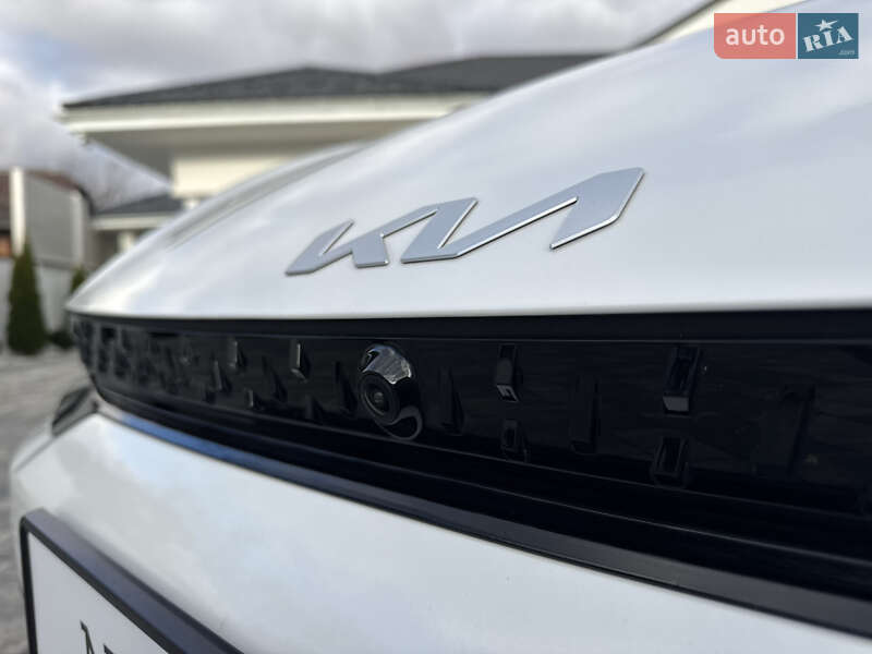 Позашляховик / Кросовер Kia EV6 2023 в Івано-Франківську