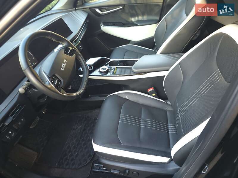 Позашляховик / Кросовер Kia EV6 2023 в Рівному фото 9 Позашляховик / Кросовер Kia EV6 2023 в Рівному