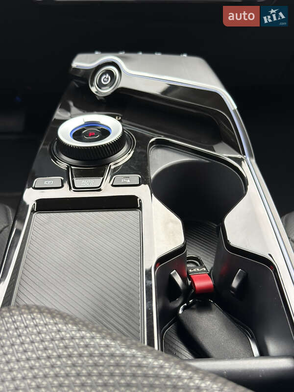 Позашляховик / Кросовер Kia EV6 2023 в Чернівцях