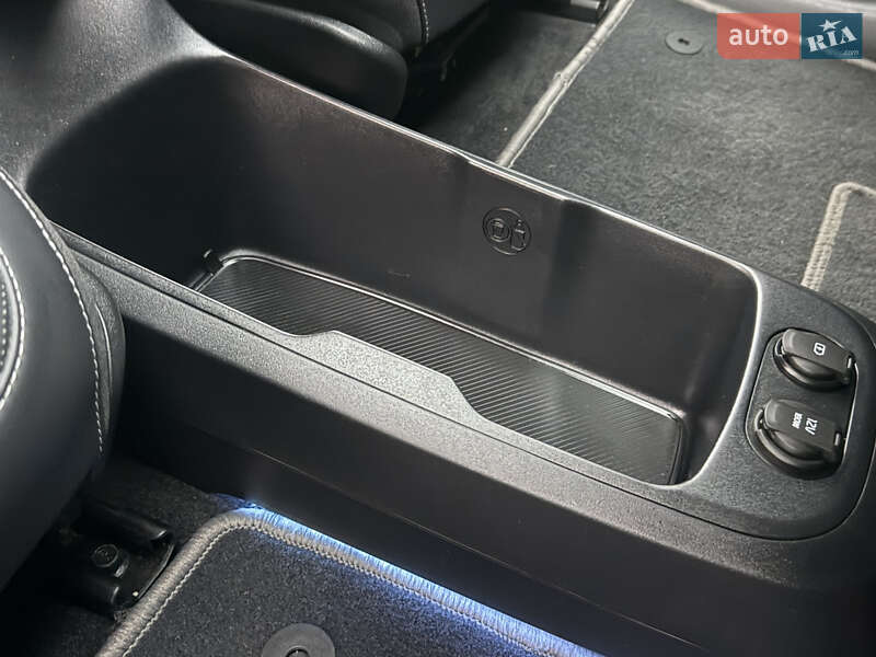 Позашляховик / Кросовер Kia EV6 2023 в Чернівцях