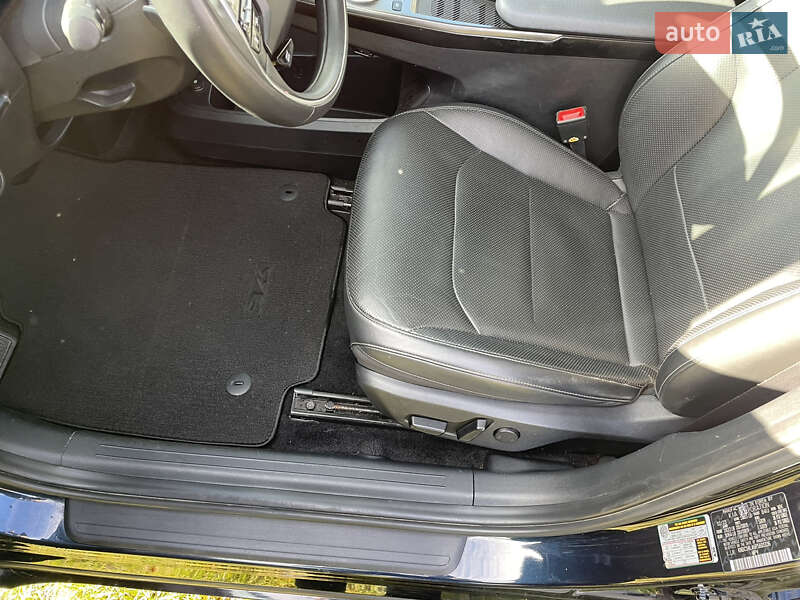 Позашляховик / Кросовер Kia EV6 2023 в Радехові