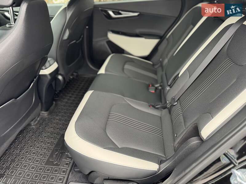 Внедорожник / Кроссовер Kia EV6 2024 в Ровно фото 17 Внедорожник / Кроссовер Kia EV6 2024 в Ровно