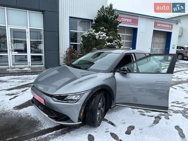 Позашляховик / Кросовер Kia EV6 2024 в Рівному