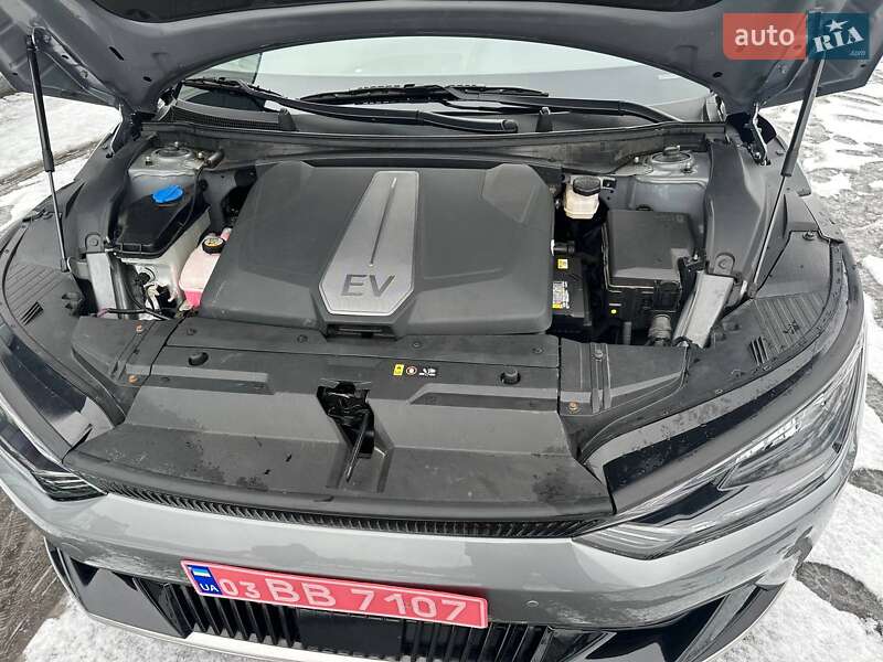 Позашляховик / Кросовер Kia EV6 2024 в Рівному