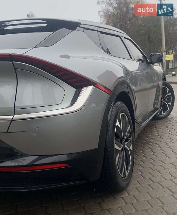 Внедорожник / Кроссовер Kia EV6 2022 в Остроге