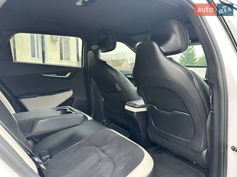 Внедорожник / Кроссовер Kia EV6 2023 в Волочиске