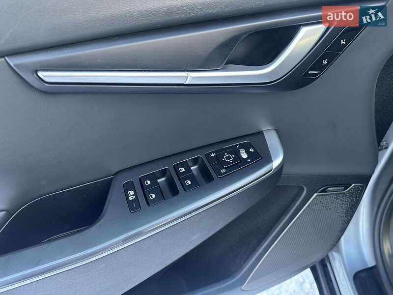 Внедорожник / Кроссовер Kia EV6 2023 в Ровно