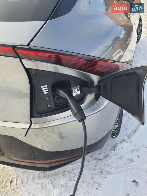 Внедорожник / Кроссовер Kia EV6 2022 в Хмельницком