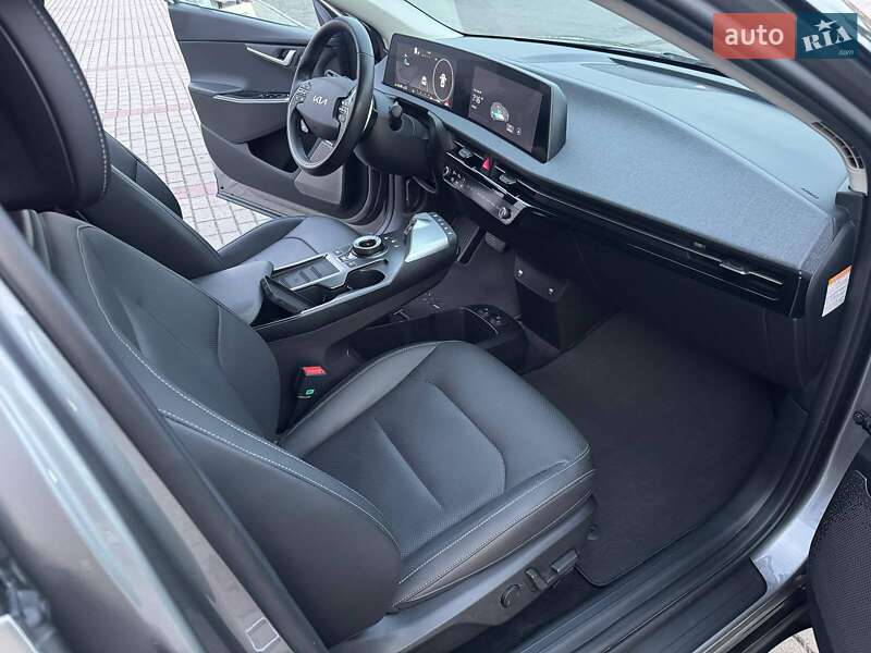 Позашляховик / Кросовер Kia EV6 2023 в Ужгороді