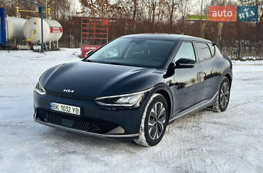 Внедорожник / Кроссовер Kia EV6 2022 в Ровно