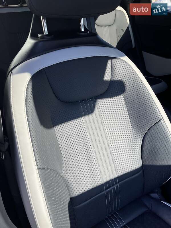 Внедорожник / Кроссовер Kia EV6 2022 в Ровно