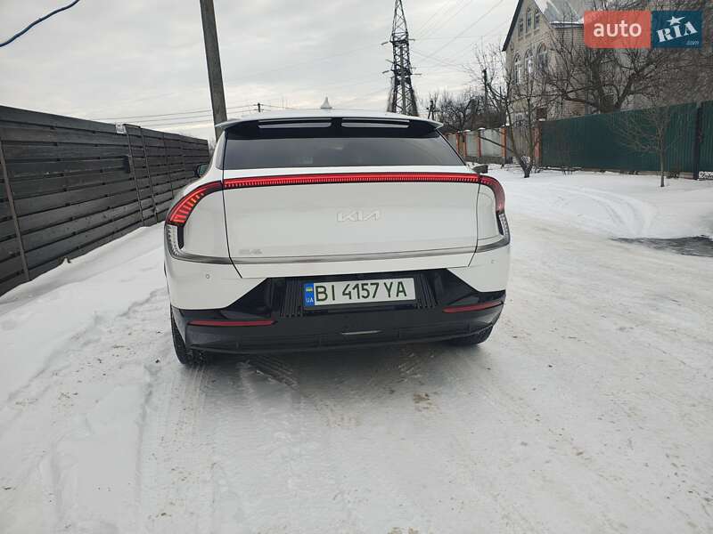 Позашляховик / Кросовер Kia EV6 2022 в Лубнах