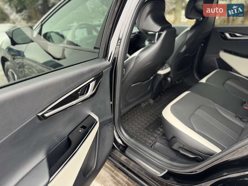 Позашляховик / Кросовер Kia EV6 2024 в Рівному