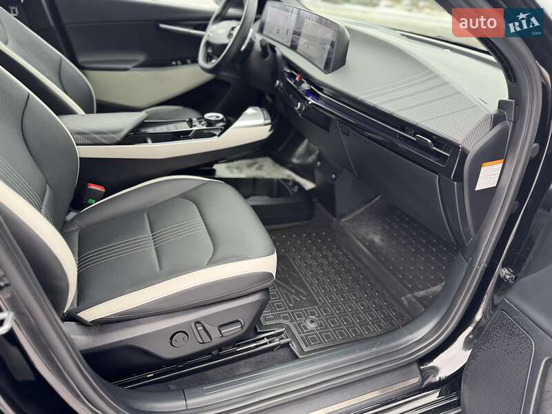 Позашляховик / Кросовер Kia EV6 2024 в Рівному