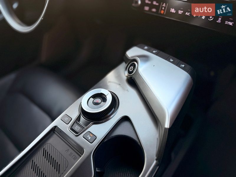 Внедорожник / Кроссовер Kia EV6 2023 в Дрогобыче