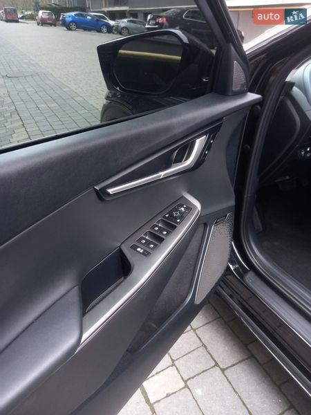 Внедорожник / Кроссовер Kia EV6 2023 в Ивано-Франковске