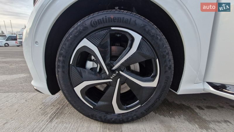 Позашляховик / Кросовер Kia EV6 2024 в Львові