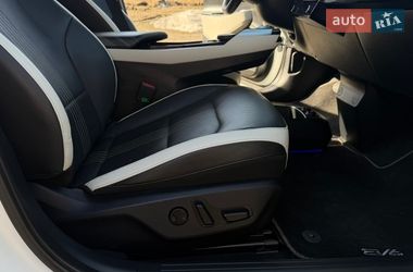 Внедорожник / Кроссовер Kia EV6 2022 в Сарнах