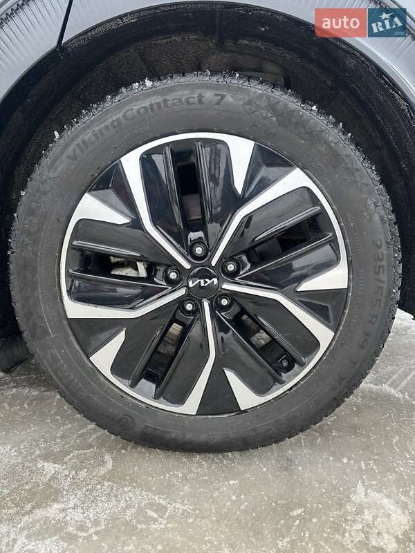 Позашляховик / Кросовер Kia EV6 2024 в Білогородці