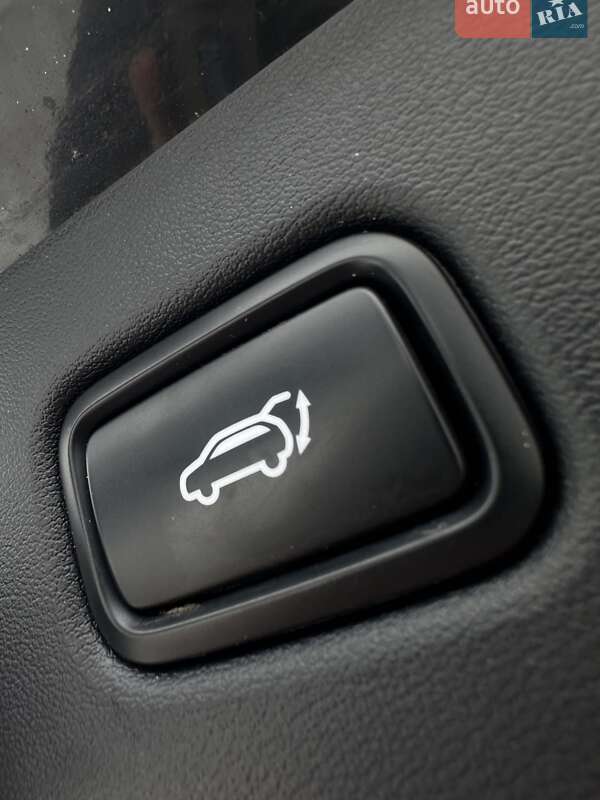 Позашляховик / Кросовер Kia EV6 2024 в Білогородці