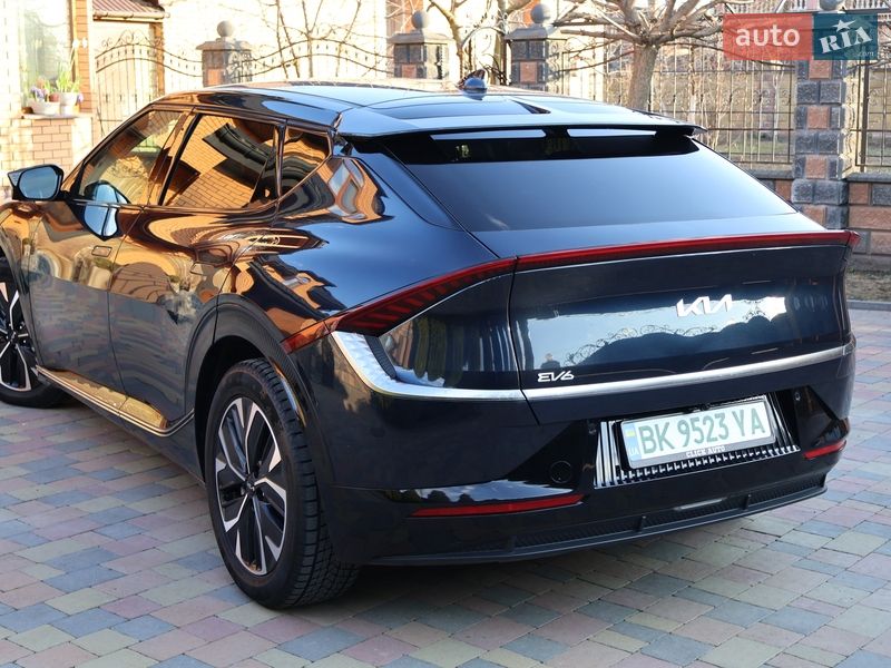 Позашляховик / Кросовер Kia EV6 2023 в Рівному