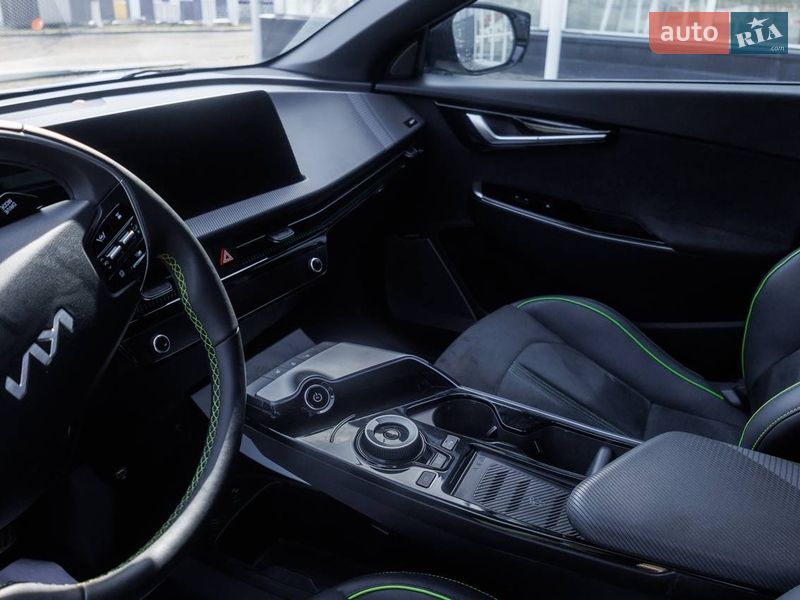 Внедорожник / Кроссовер Kia EV6 2024 в Снятине