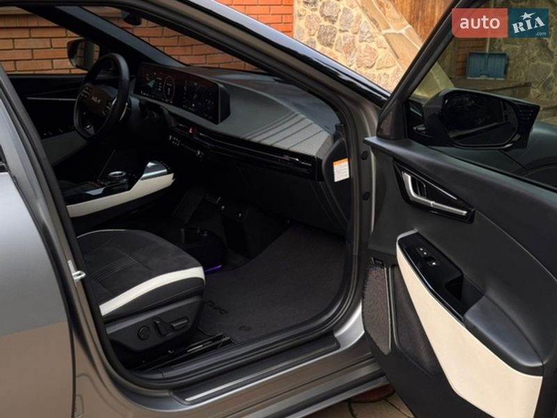 Позашляховик / Кросовер Kia EV6 2023 в Харкові