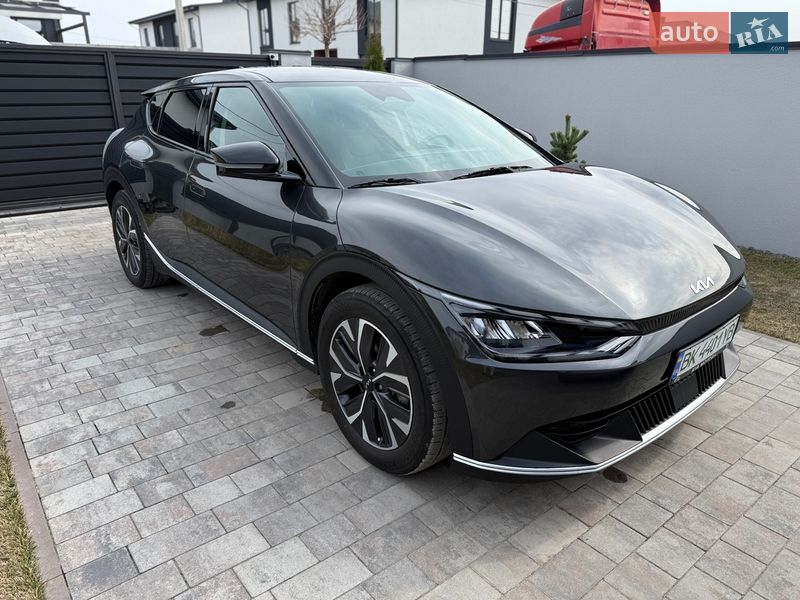 Внедорожник / Кроссовер Kia EV6 2023 в Ровно