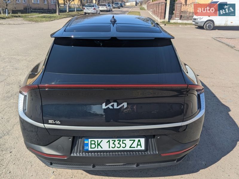 Позашляховик / Кросовер Kia EV6 2024 в Рівному