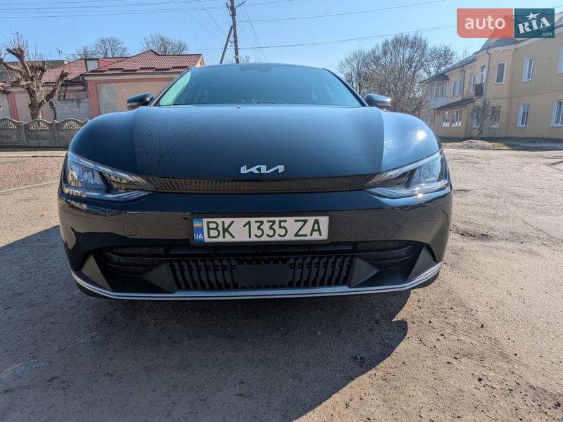 Позашляховик / Кросовер Kia EV6 2024 в Рівному
