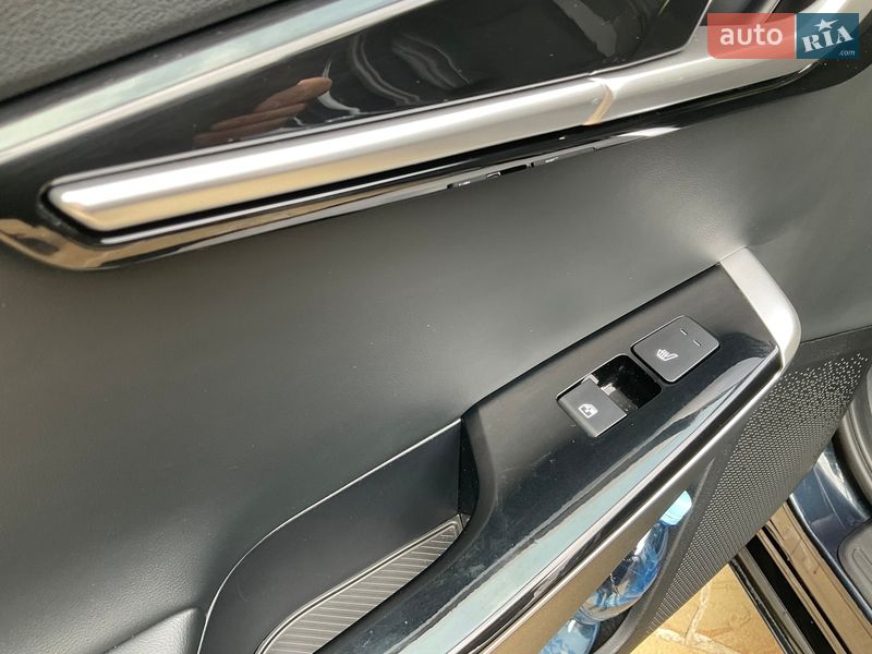 Позашляховик / Кросовер Kia EV6 2023 в Рівному фото 28 Позашляховик / Кросовер Kia EV6 2023 в Рівному