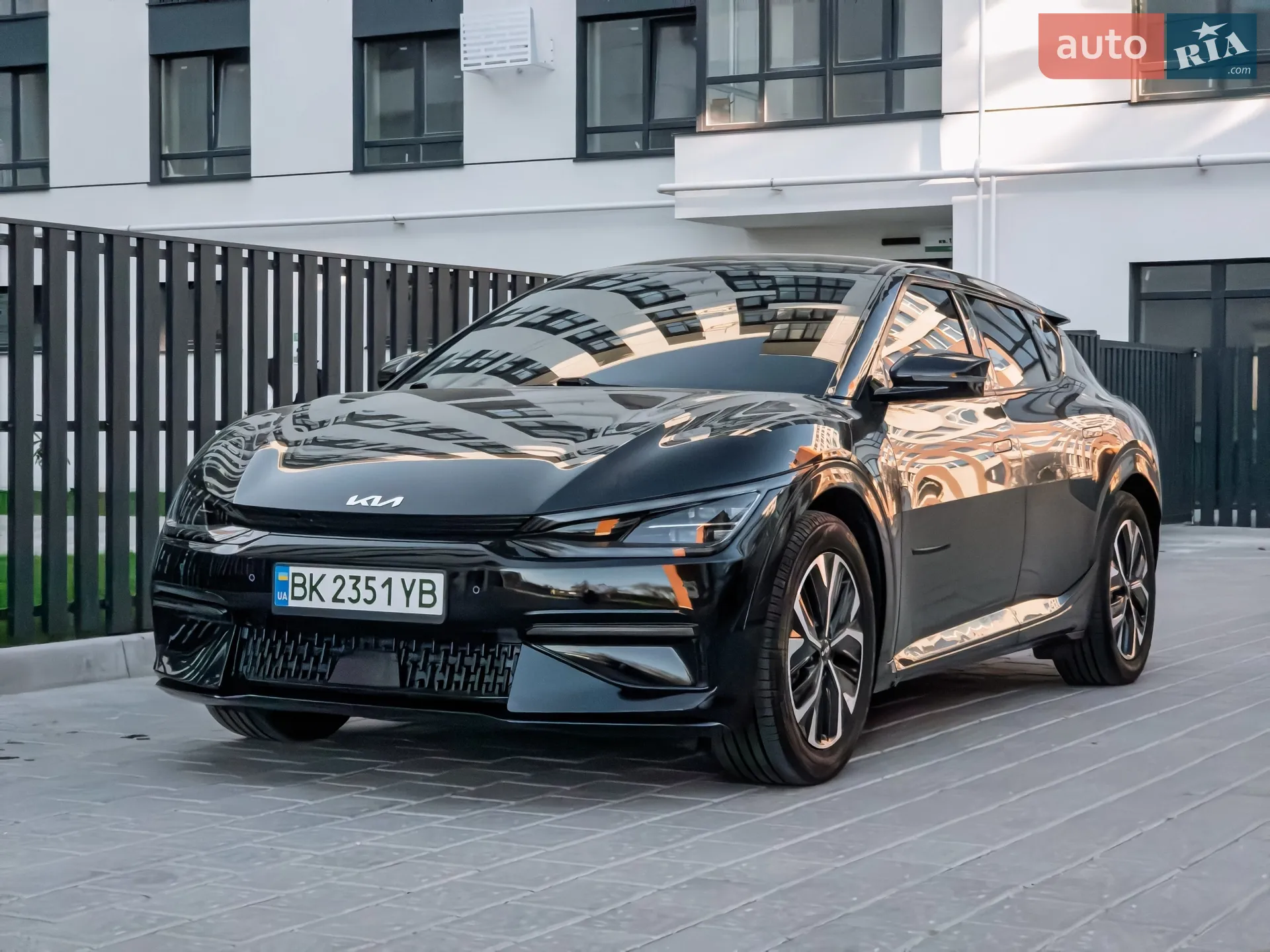 2022 Kia EV6 - мініатюра 7