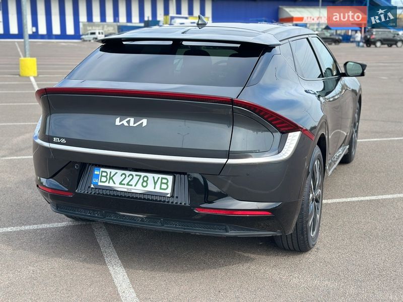Позашляховик / Кросовер Kia EV6 2023 в Рівному
