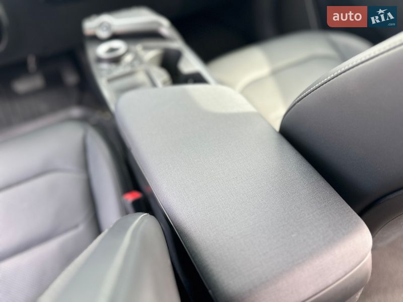 Позашляховик / Кросовер Kia EV6 2023 в Рівному