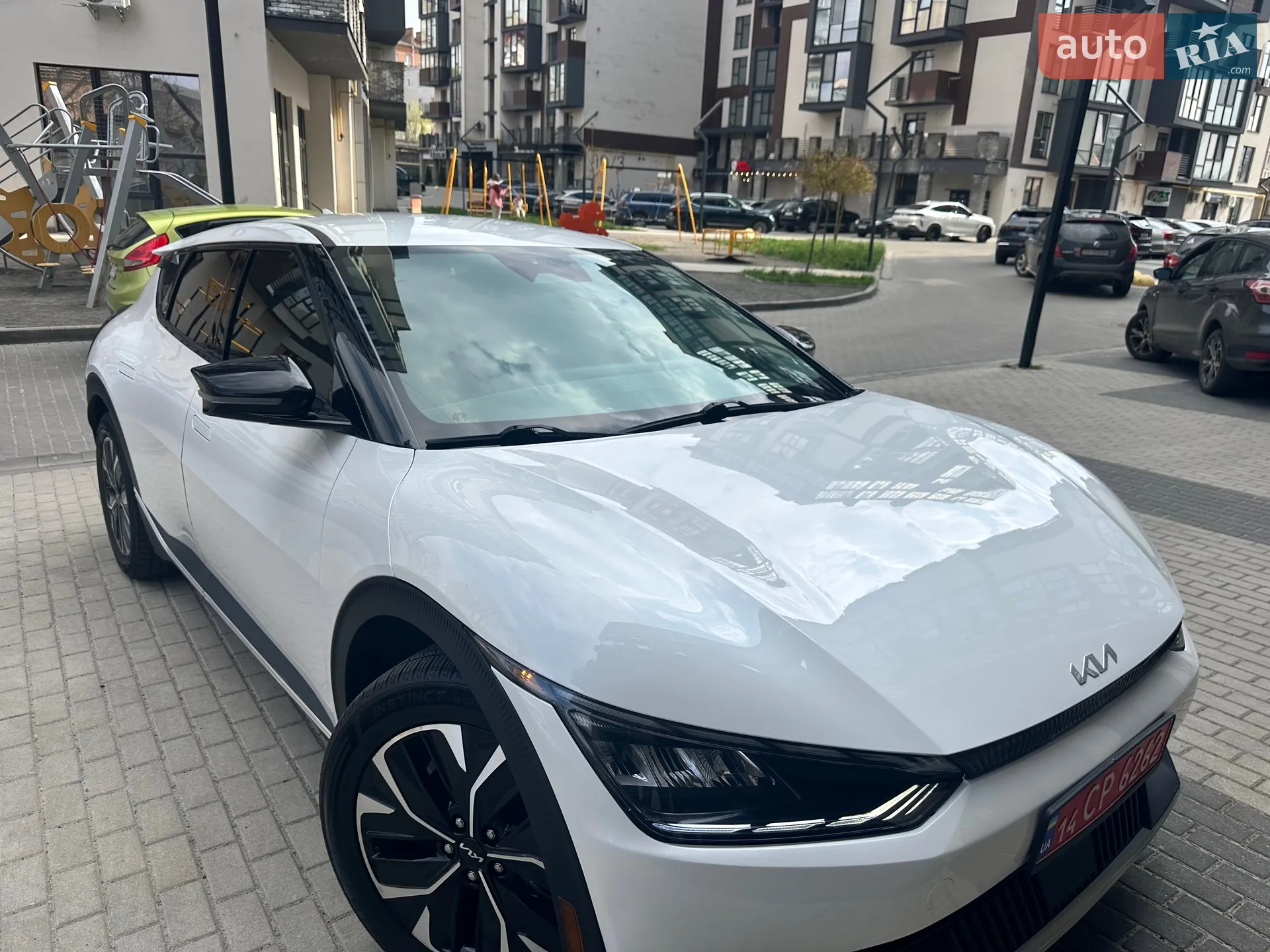 2022 Kia EV6 - мініатюра 4