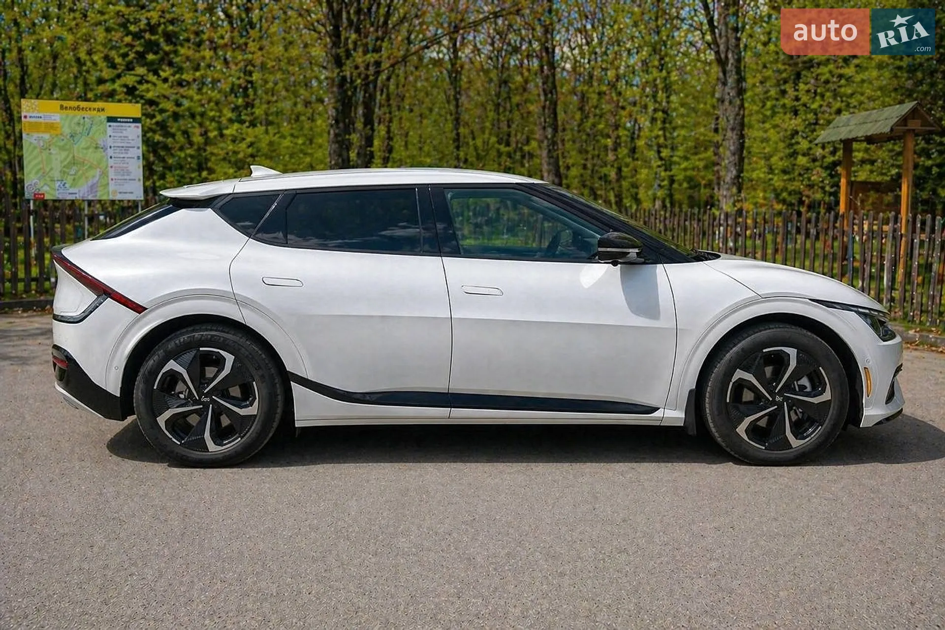 2022 Kia EV6 - мініатюра 6